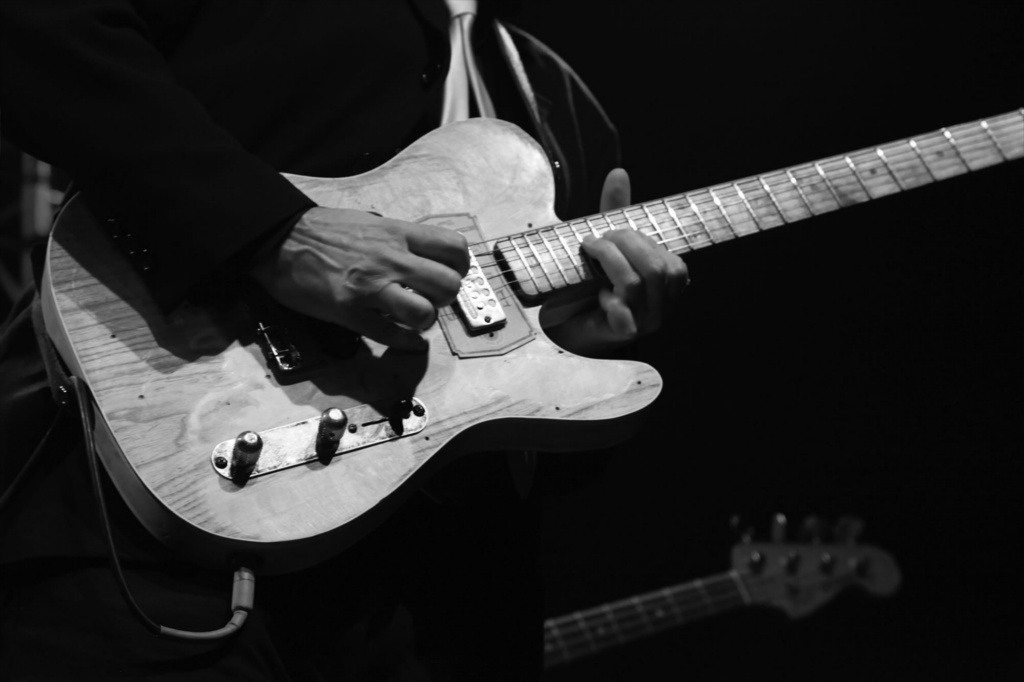 Good old Telecaster in the hands of Elias Zaikos